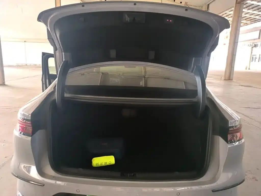 Han 2025 DM-i Intelligent Driving Edition Flagship Model with 125KM LiDAR — миниатюра 19