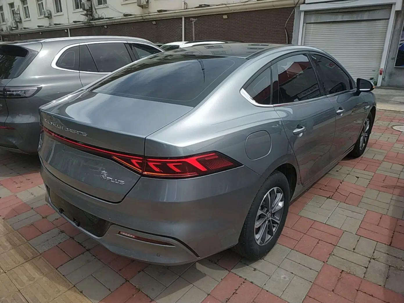 BYD Qin PLUS 2024 HONOR Edition DM-i 55KM Leading Model — миниатюра 6