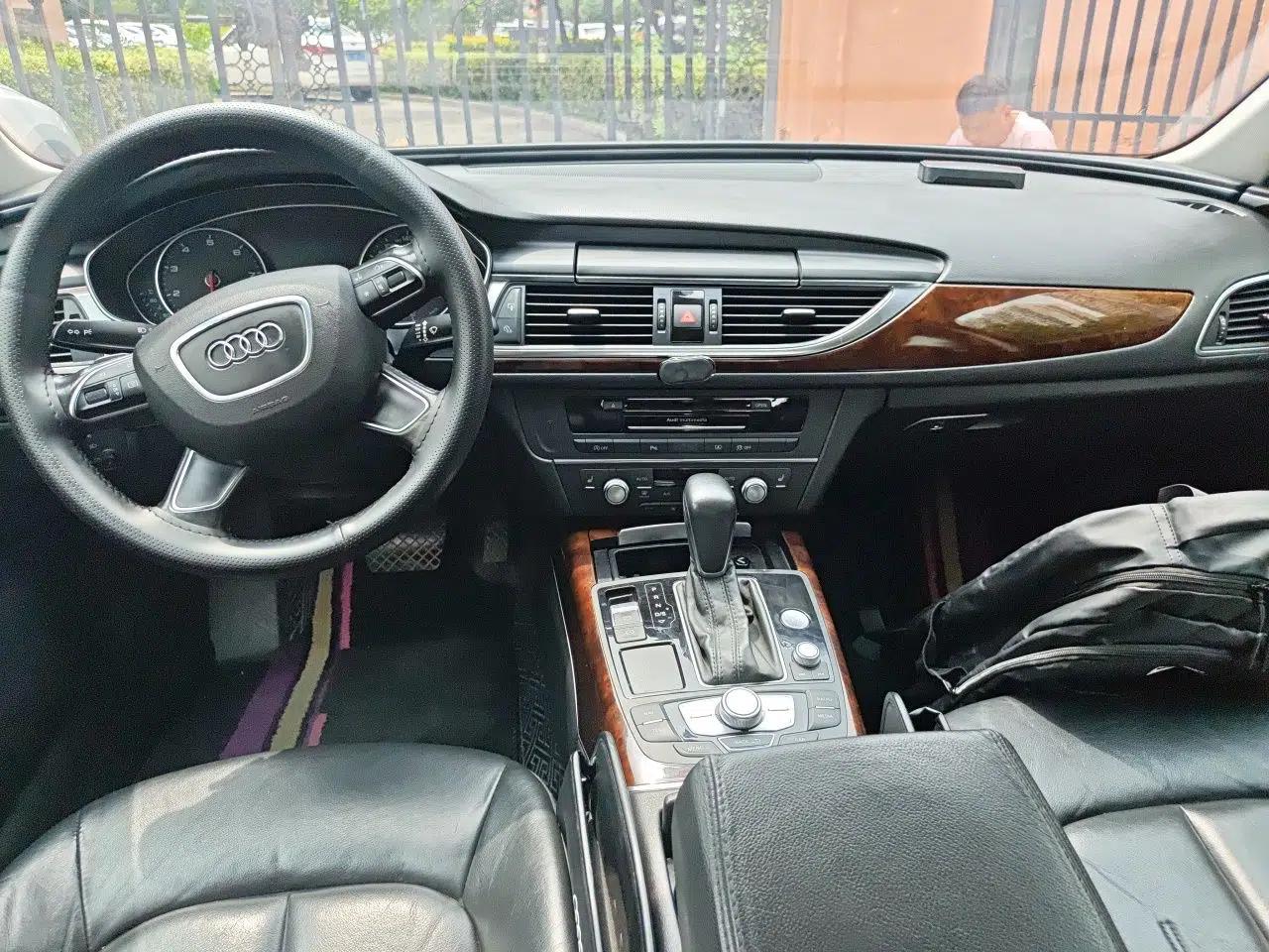 Audi A6L 2015 30 FSI Millionth Anniversary Comfort Model — миниатюра 9