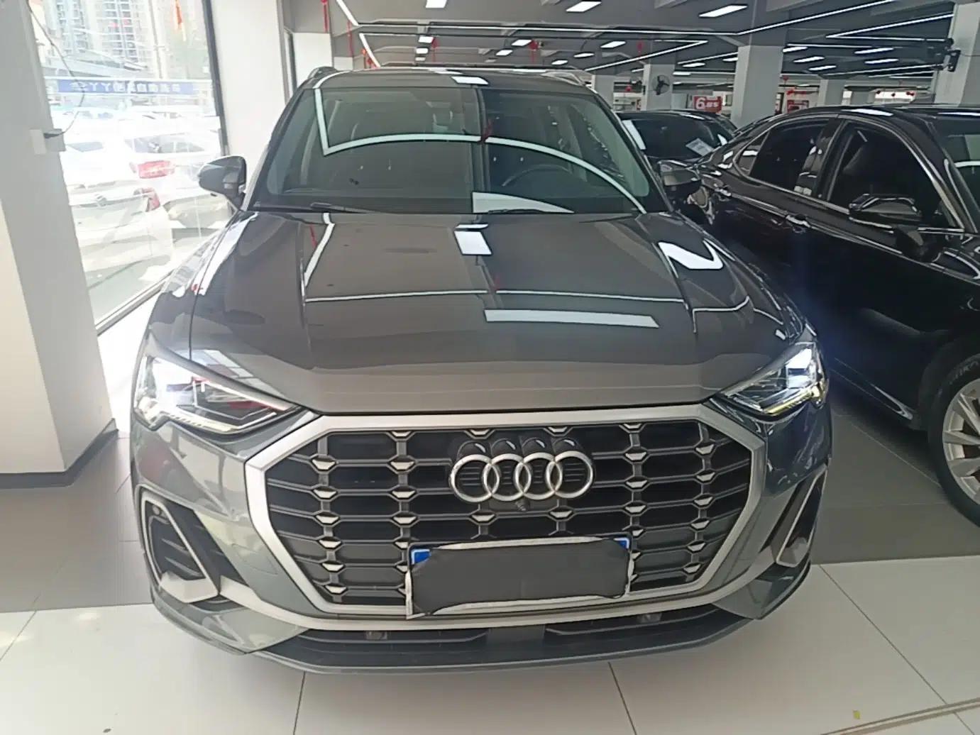 Audi Q3 2020 35 TFSI Fashion Dynamic Model — миниатюра 2