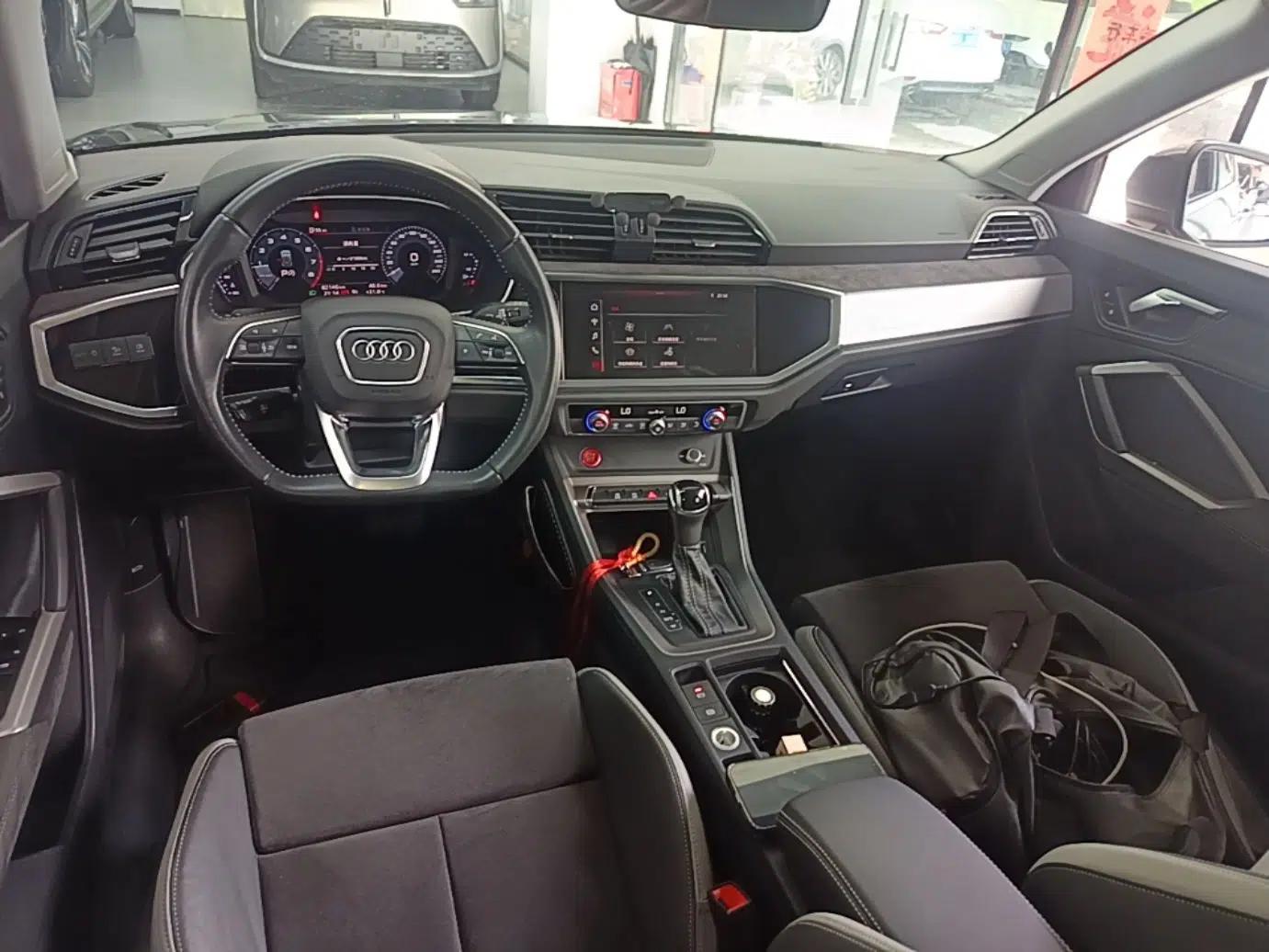 Audi Q3 2020 35 TFSI Fashion Dynamic Model — миниатюра 12