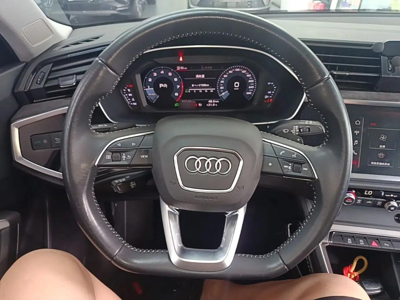 Audi Q3 2020 35 TFSI Fashion Dynamic Model — миниатюра 13