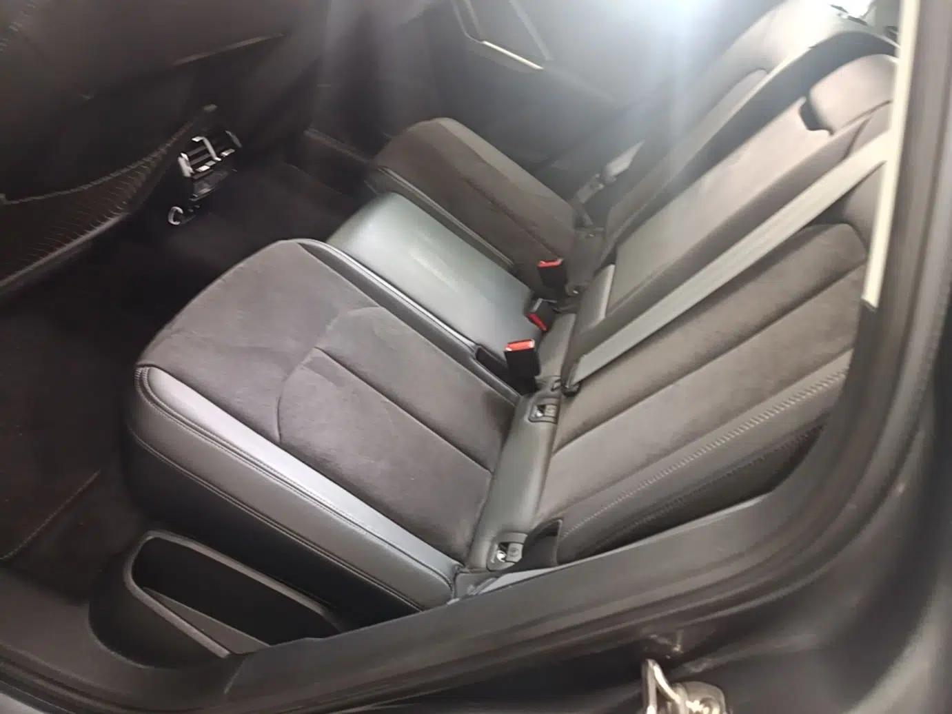 Audi Q3 2020 35 TFSI Fashion Dynamic Model — миниатюра 20