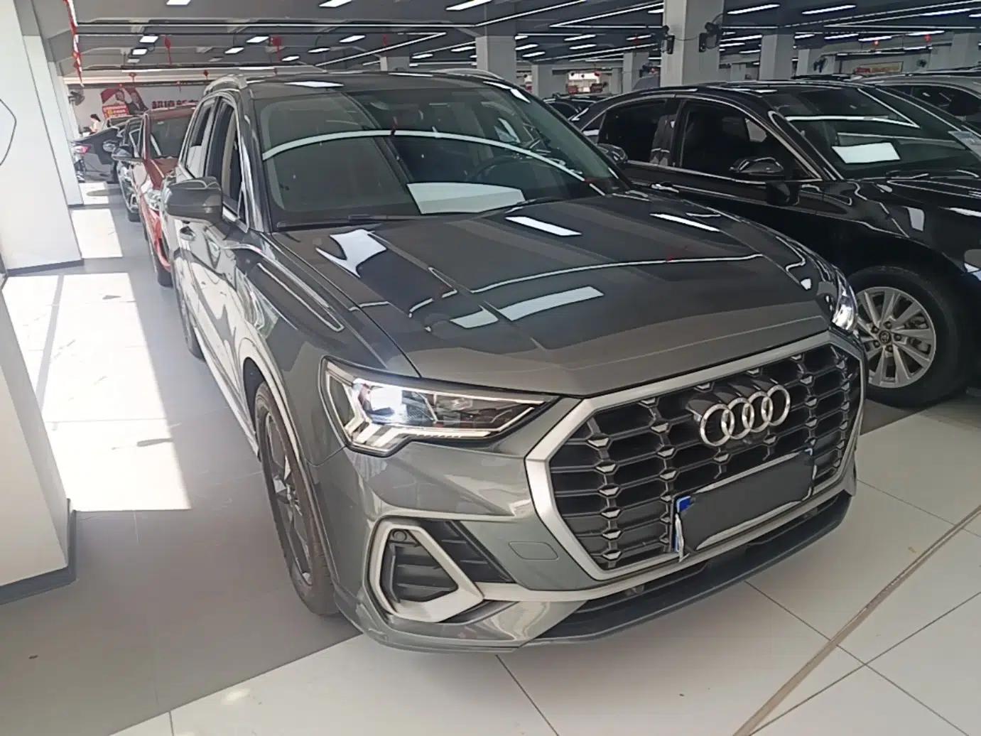 Audi Q3 2020 35 TFSI Fashion Dynamic Model — миниатюра 3