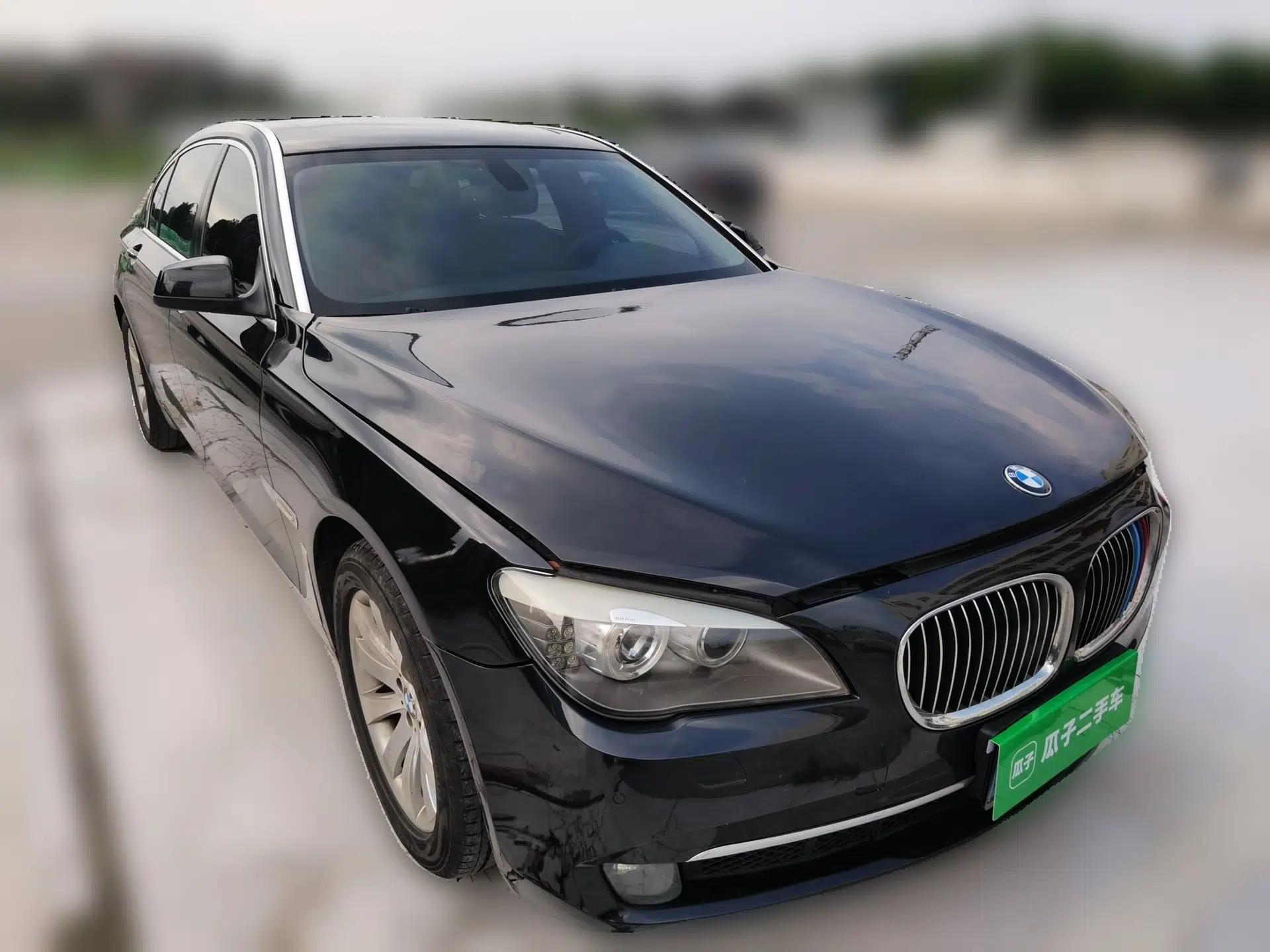 BMW 7 Series 2011 730Li Elegant Model — миниатюра 3
