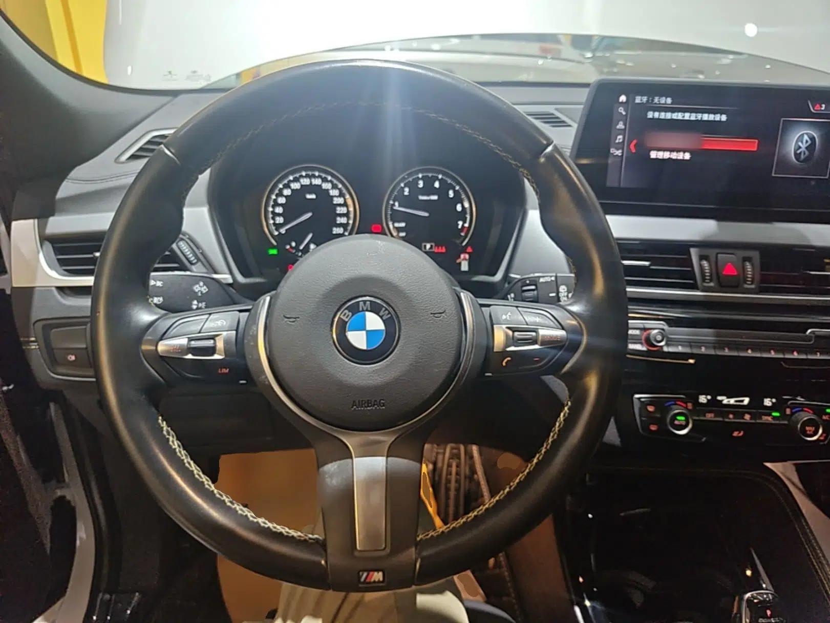 BMW X2 2023 xDrive 25i Shining Edition — миниатюра 13