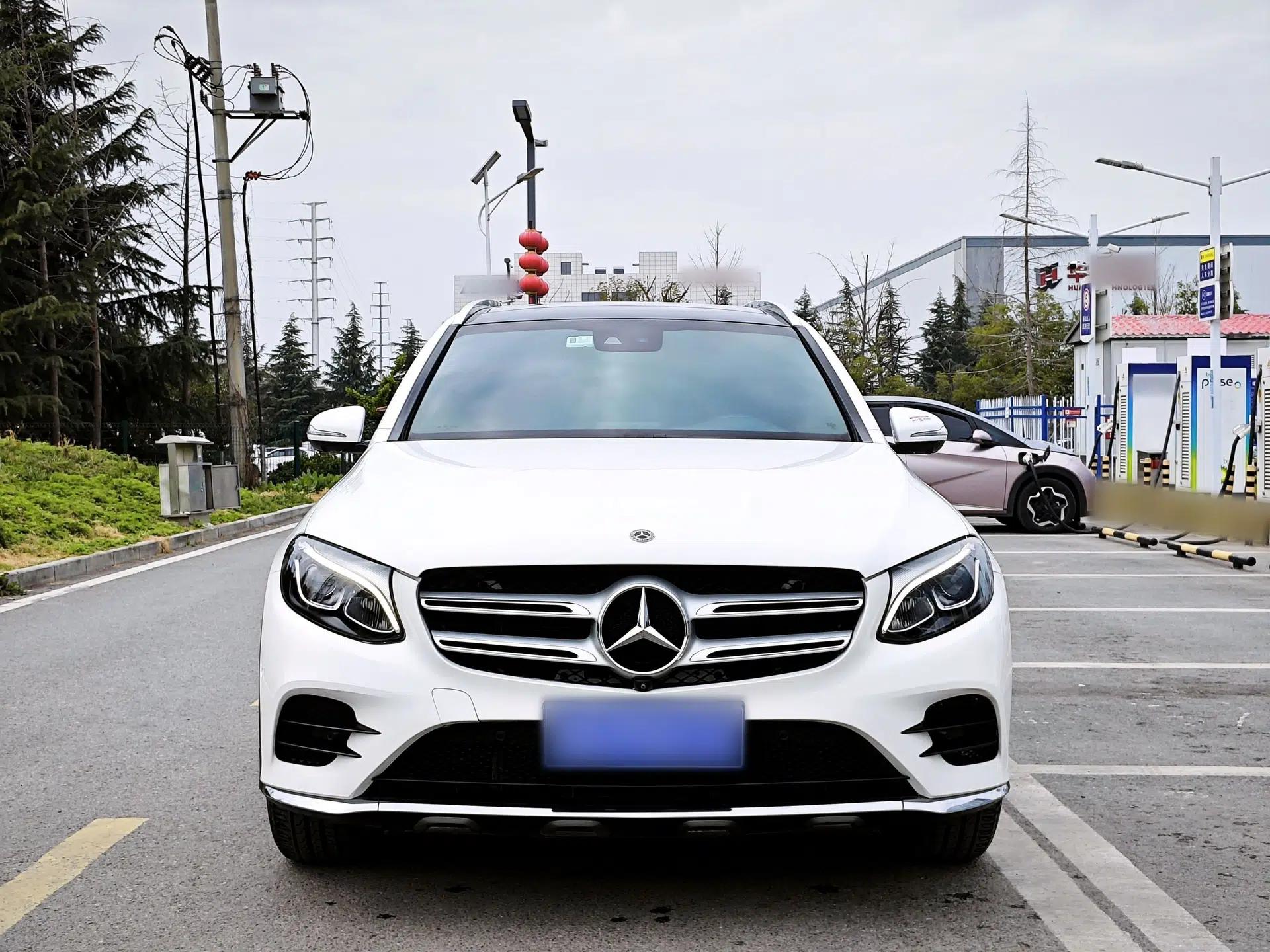 Mercedes-Benz GLC 2019 GLC 260 4MATIC Luxury Model — миниатюра 12