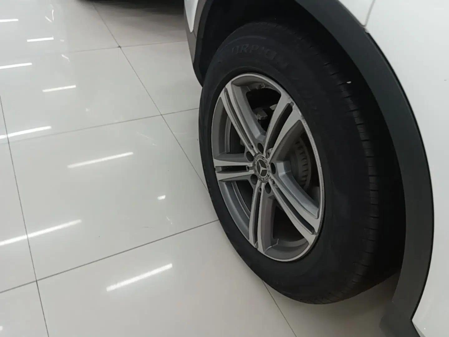 Mercedes-Benz GLC 2022 GLC 260 L 4MATIC Dynamic Edition — миниатюра 11