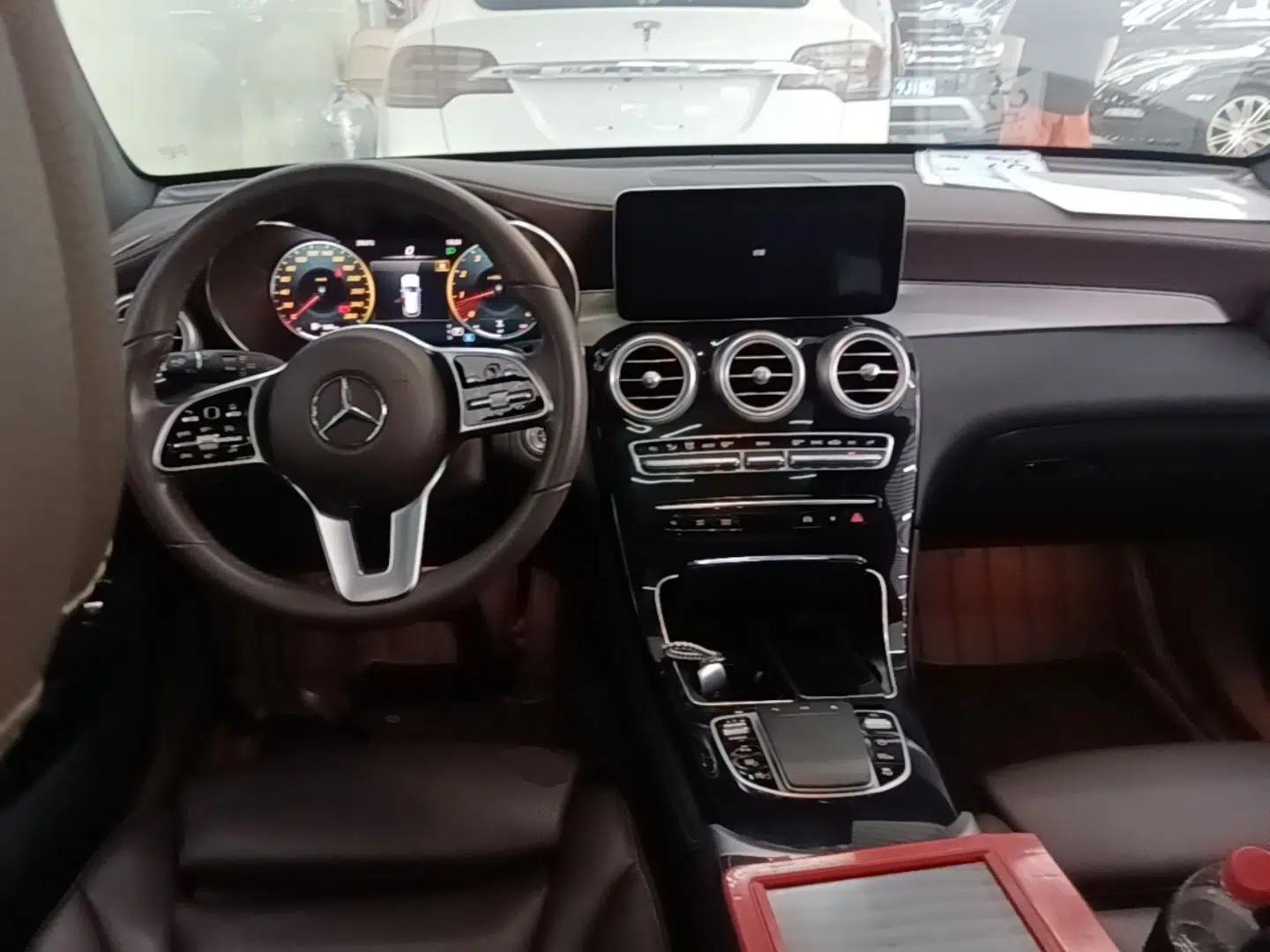 Mercedes-Benz GLC 2022 GLC 260 L 4MATIC Dynamic Edition — миниатюра 12