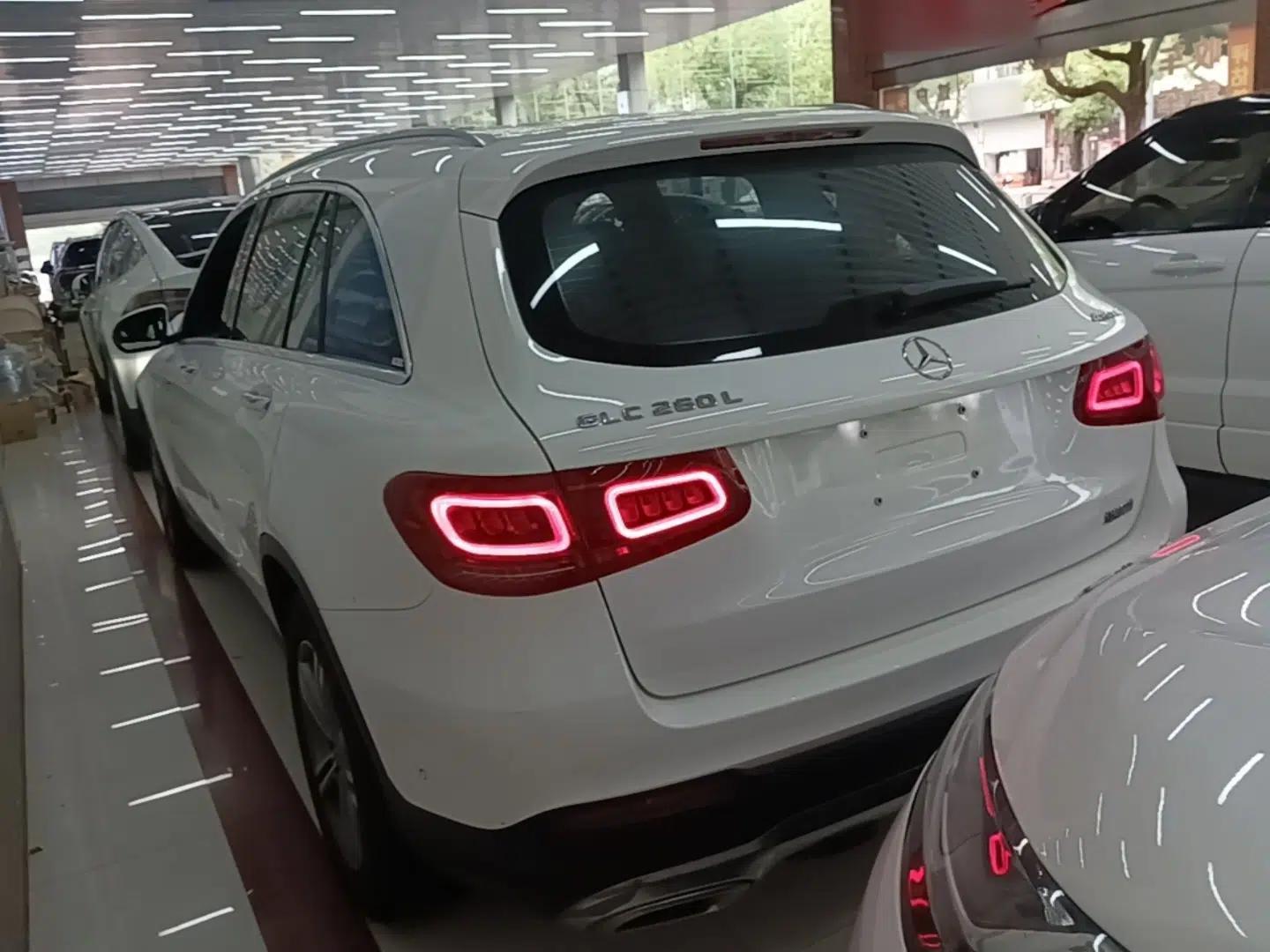 Mercedes-Benz GLC 2022 GLC 260 L 4MATIC Dynamic Edition — миниатюра 4