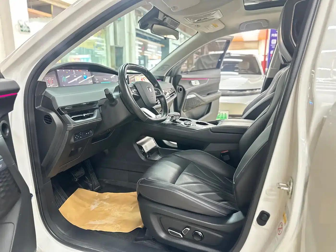 Changan UNI-K 2023 2.0T 2WD Yue Shang Edition — миниатюра 4