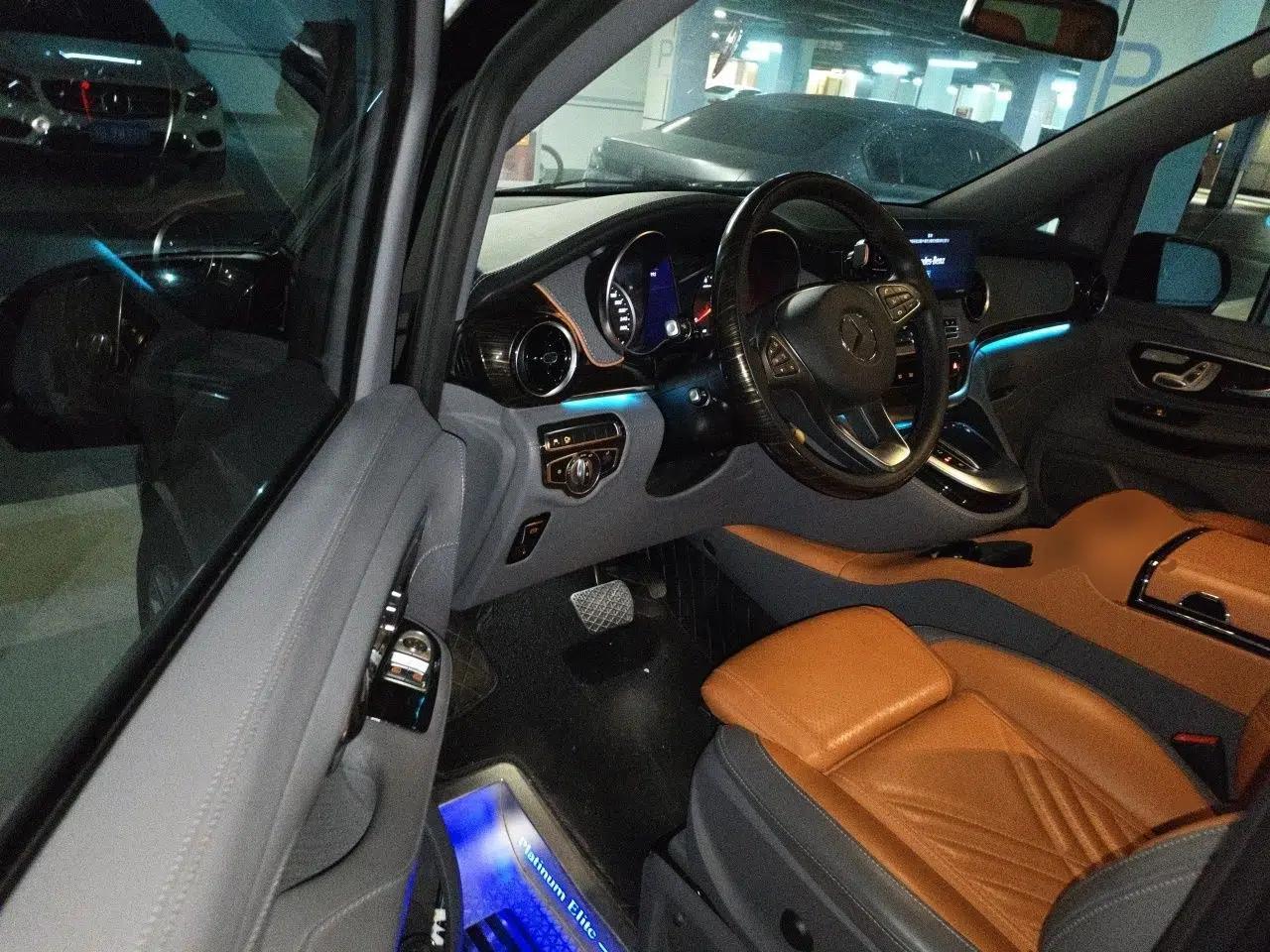 Mercedes-Benz V-Class 2022 V 260 L Long Wheelbase Prestige Edition — миниатюра 16