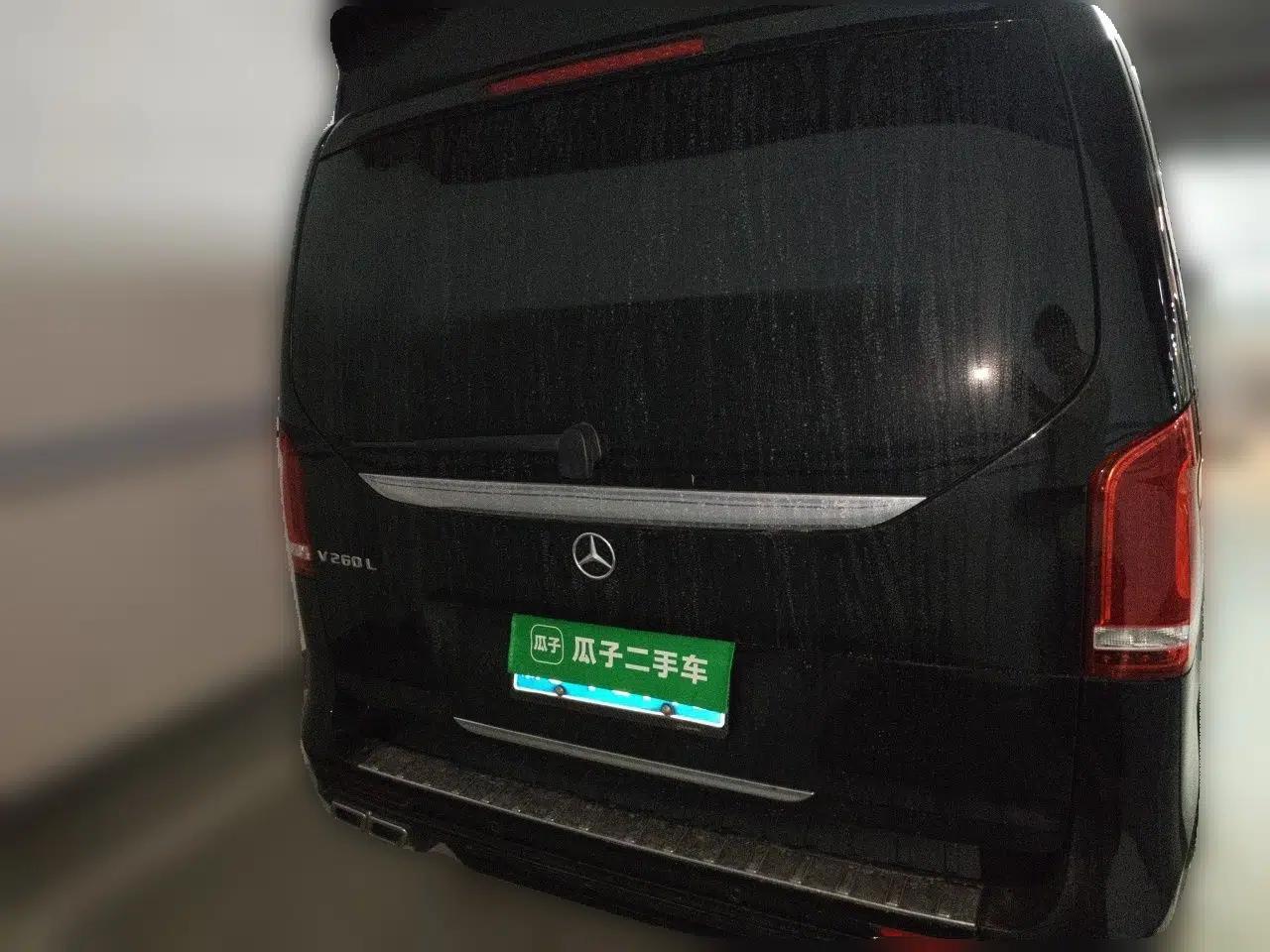 Mercedes-Benz V-Class 2022 V 260 L Long Wheelbase Prestige Edition — миниатюра 5