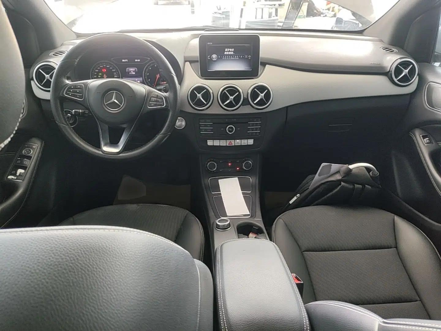 Mercedes-Benz B-Class 2015 B 200 Sport Edition — миниатюра 12