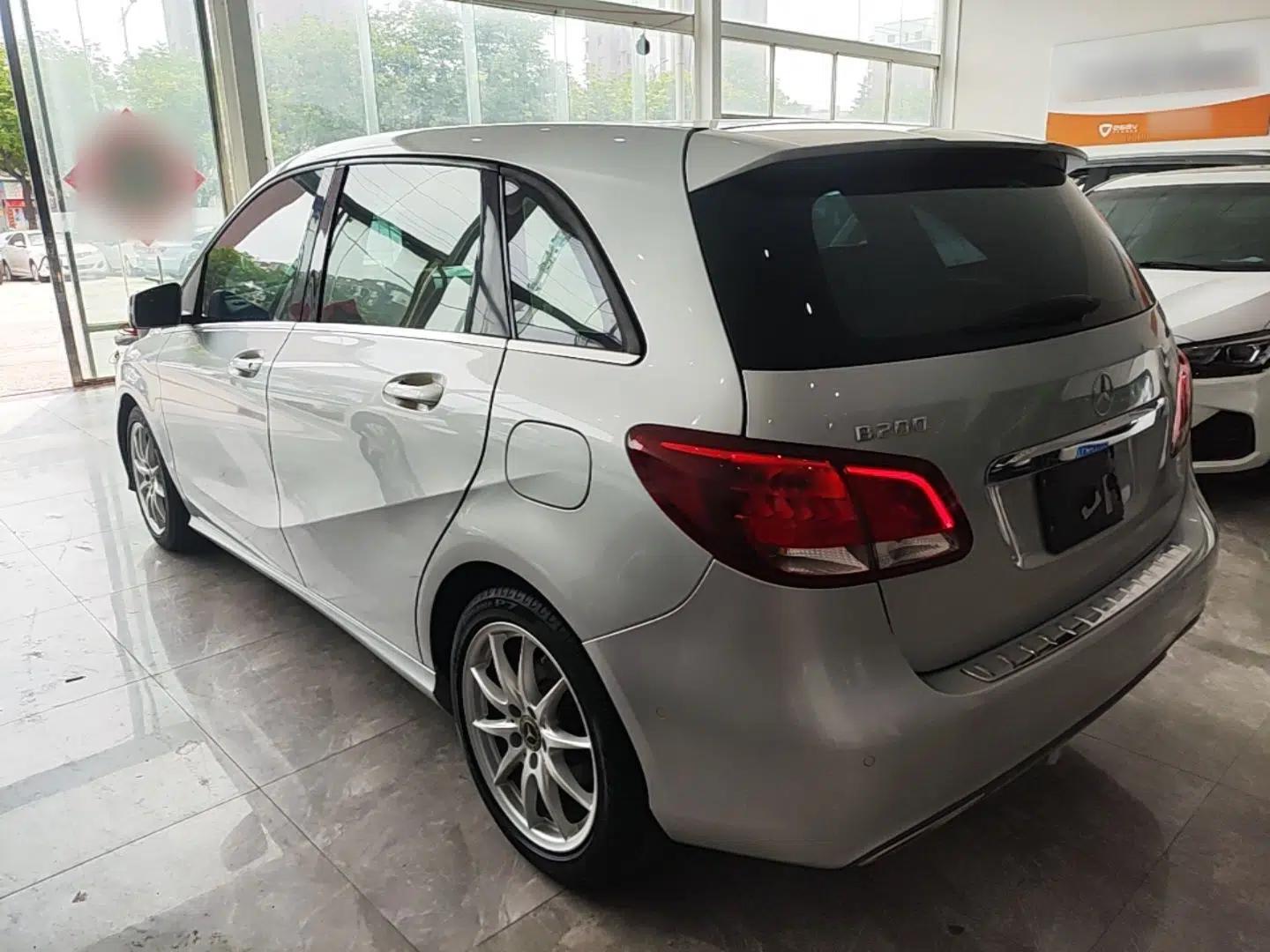 Mercedes-Benz B-Class 2015 B 200 Sport Edition — миниатюра 4