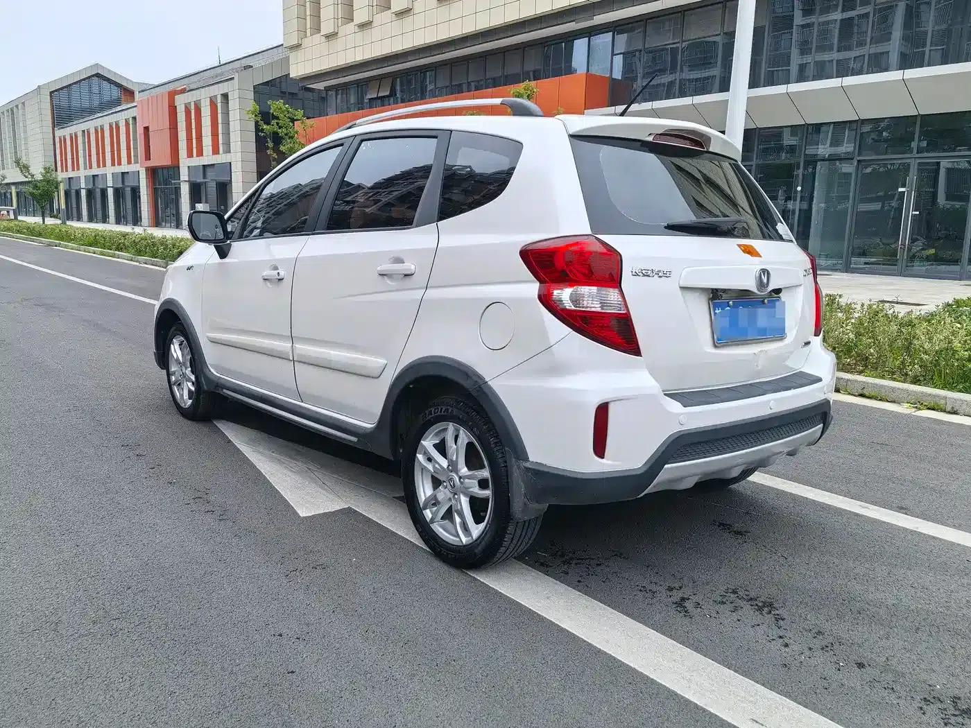 Changan CX20 2014 1.4L Manual Sport Edition (National V Emission Standard) — миниатюра 4