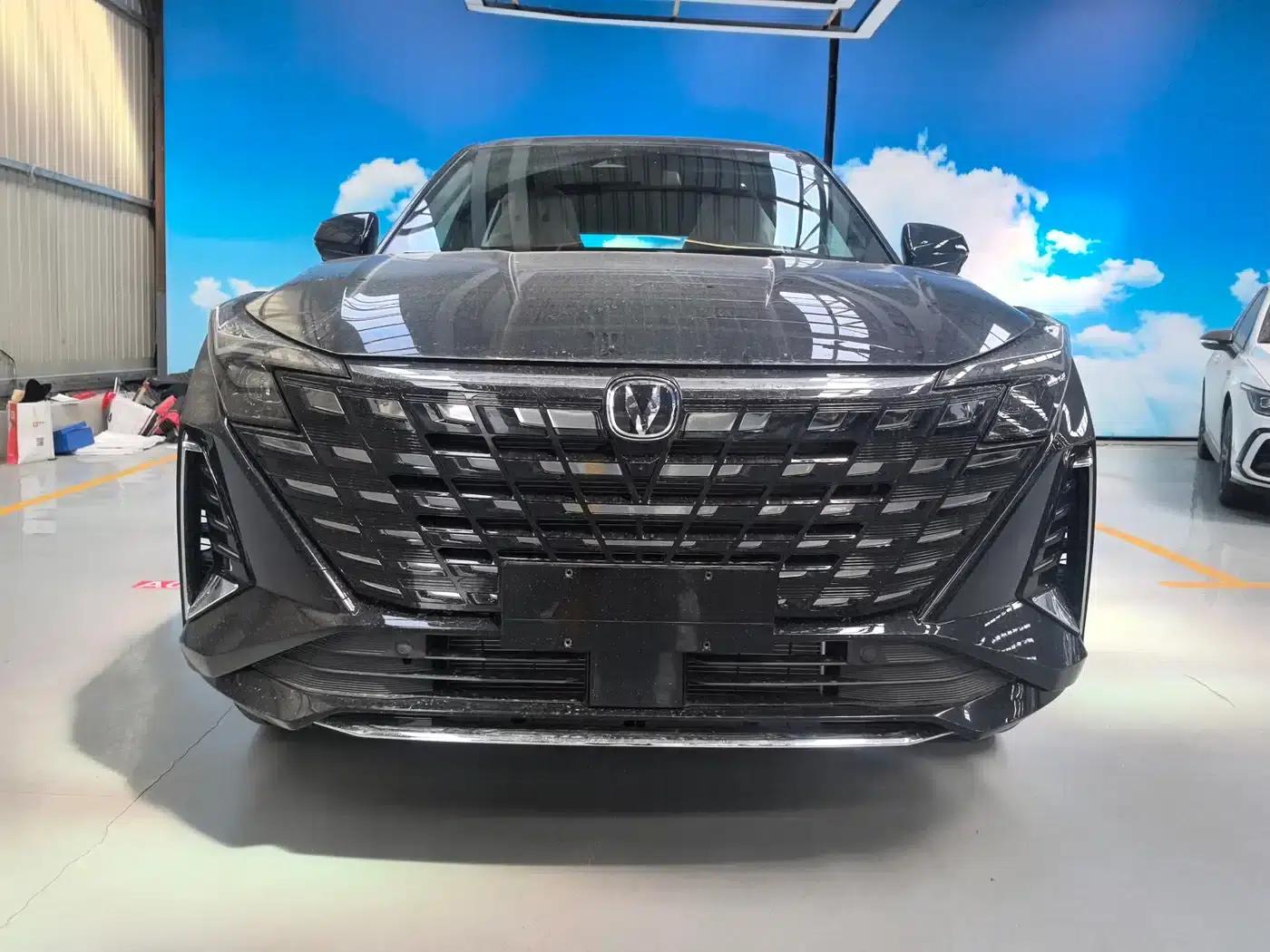 Changan UNI-Z 2026 1.5T Comfort Edition — миниатюра 2