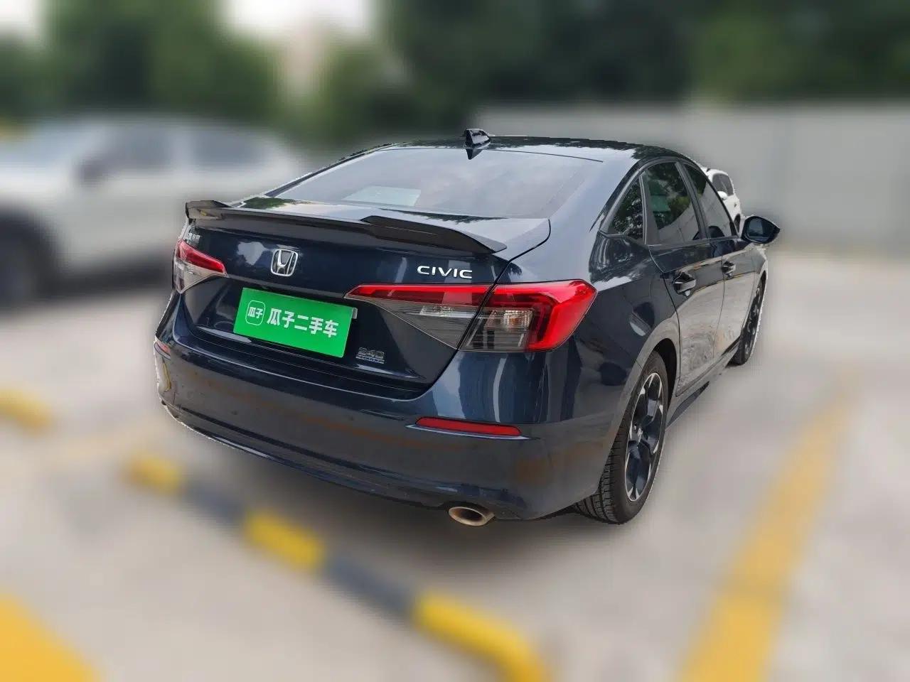Honda Civic 2022 240TURBO CVT Dynamic Edition — миниатюра 6