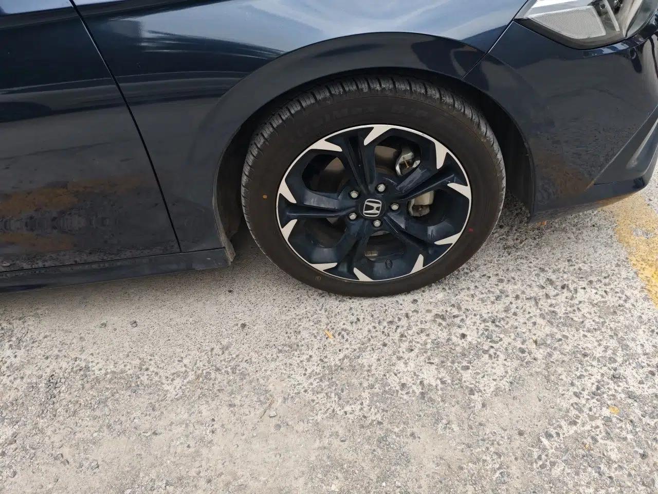 Honda Civic 2022 240TURBO CVT Dynamic Edition — миниатюра 8