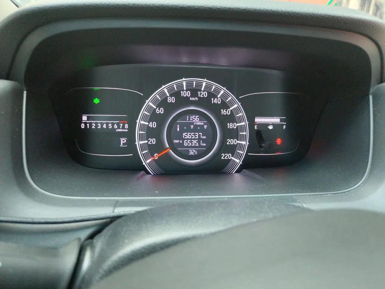 Honda Odyssey 2015 2.4L Smart Edition — миниатюра 11