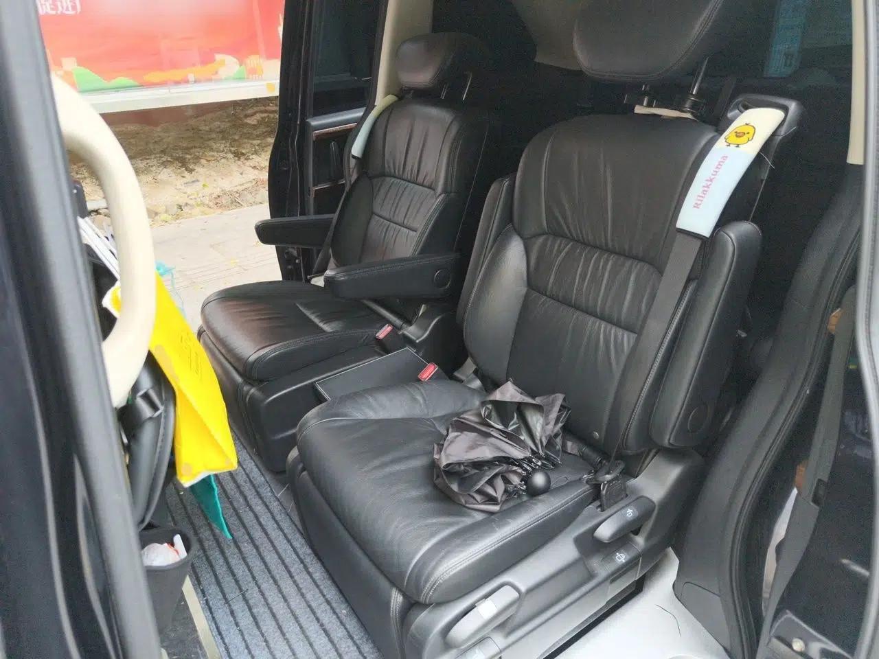 Honda Odyssey 2015 2.4L Smart Edition — миниатюра 17