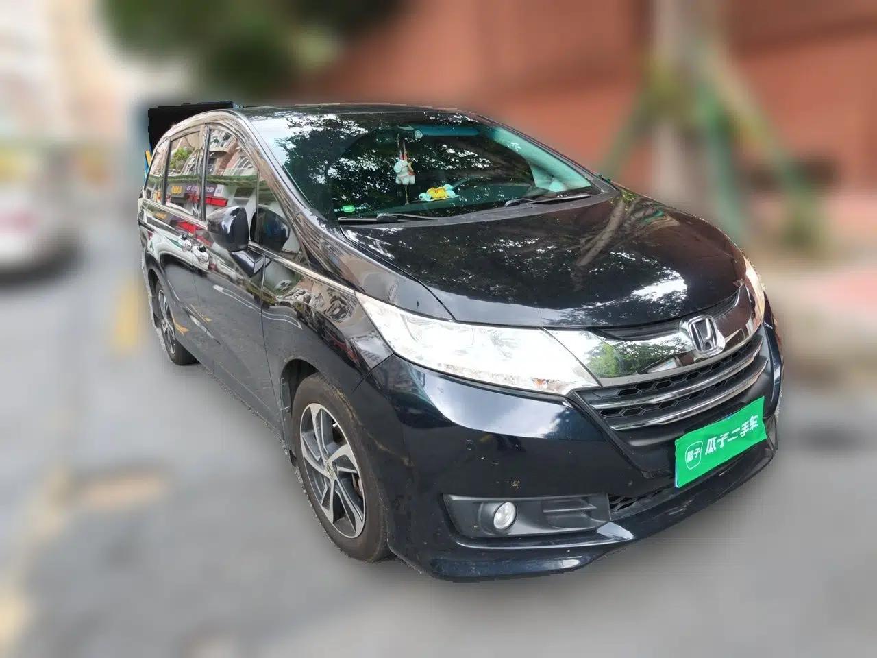Honda Odyssey 2015 2.4L Smart Edition — миниатюра 3