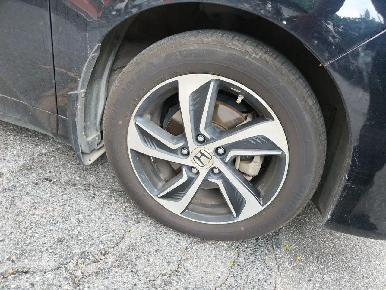 Honda Odyssey 2015 2.4L Smart Edition — миниатюра 8