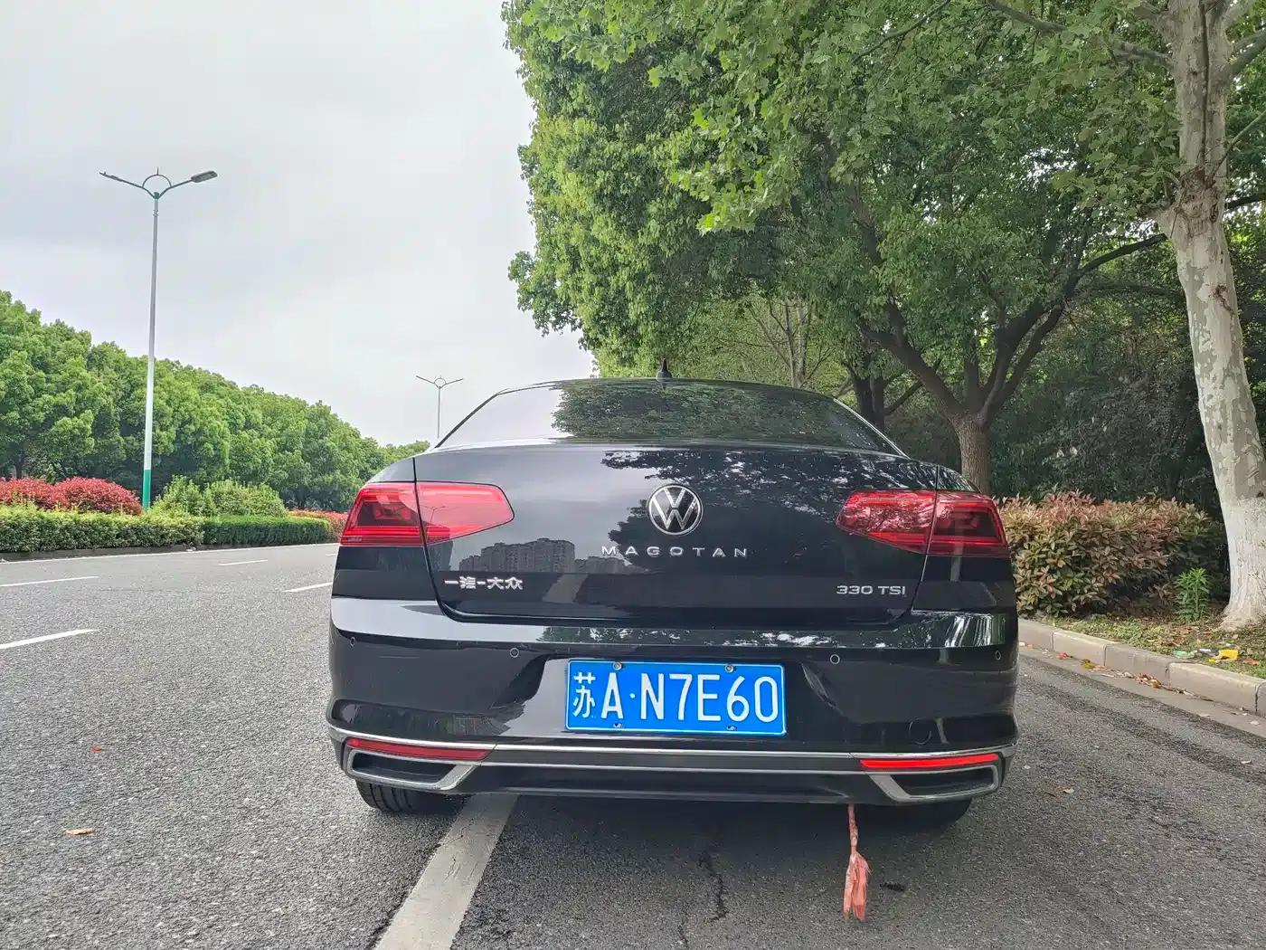 2020 Volkswagen Passat 330TSI DSG Leading Edition — миниатюра 5