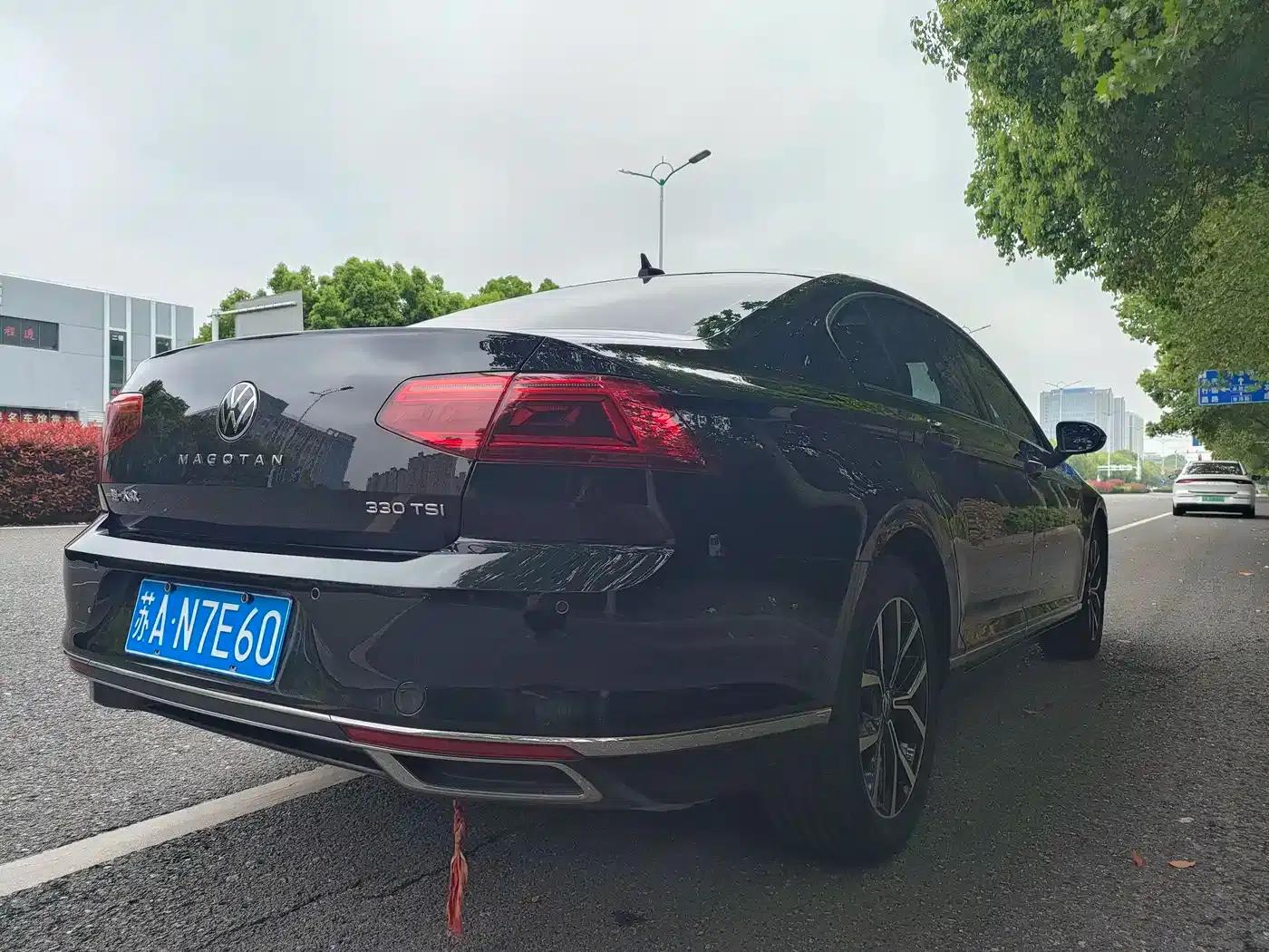 2020 Volkswagen Passat 330TSI DSG Leading Edition — миниатюра 6