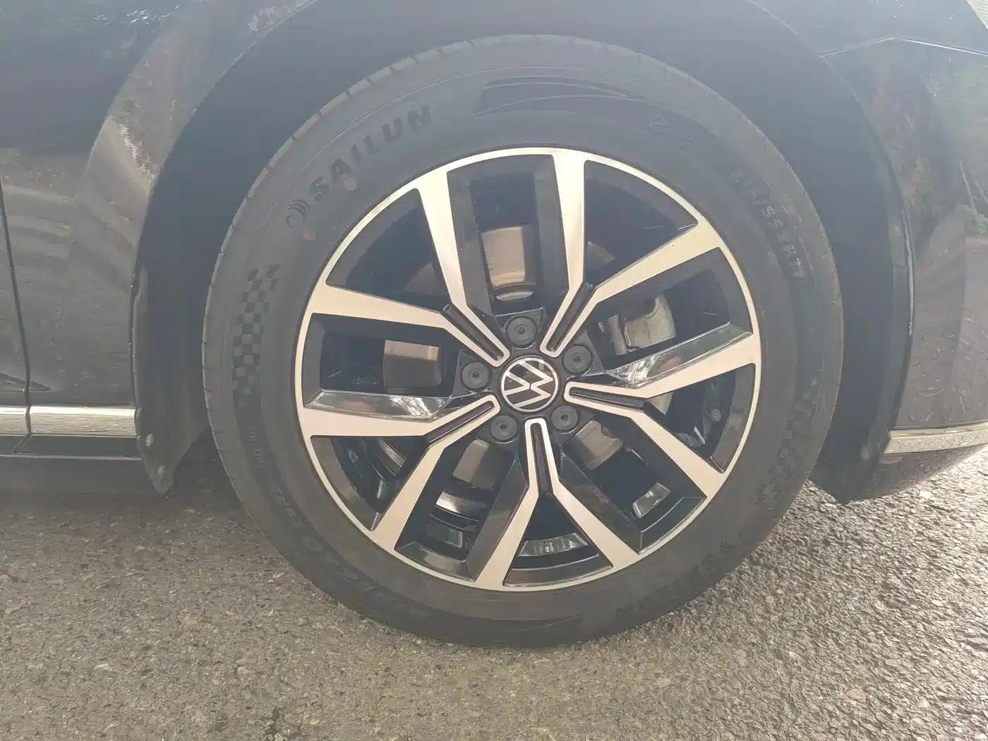 2020 Volkswagen Passat 330TSI DSG Leading Edition — миниатюра 8