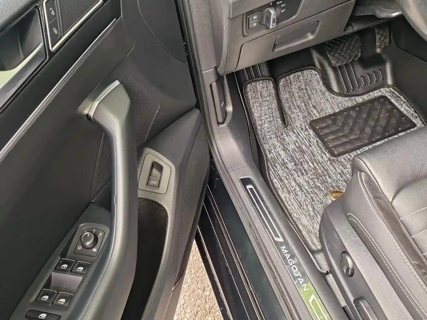 2020 Volkswagen Passat 330TSI DSG Leading Edition — миниатюра 10