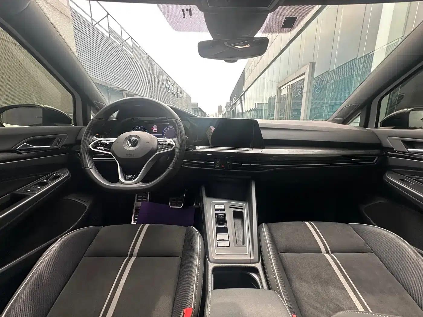 2021 Golf 280TSI DSG R-Line — миниатюра 5