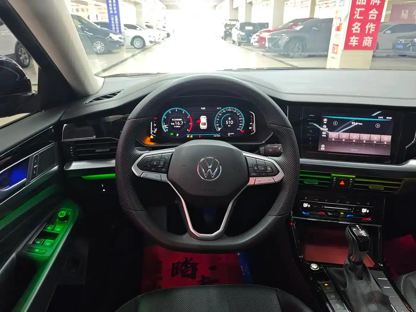 2025 Volkswagen Passat Outstanding Edition 380TSI Starry Sky Dragon Edition — миниатюра 9