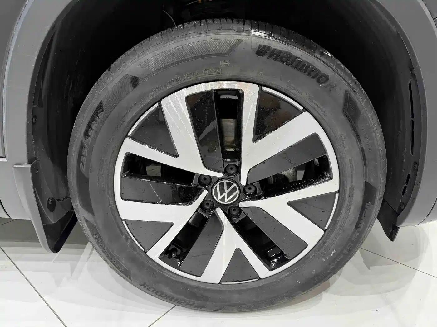 Tayron 2023 280TSI 2WD Luxury Plus Advanced Edition — миниатюра 8