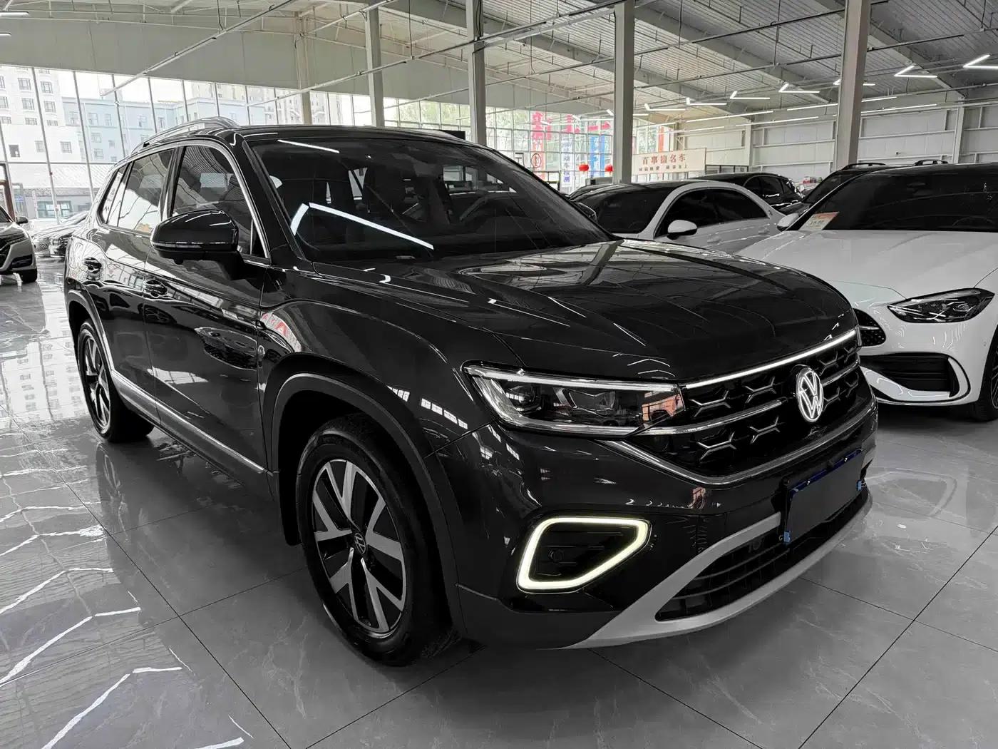 Tayron 2023 280TSI 2WD Luxury Plus Advanced Edition — миниатюра 3