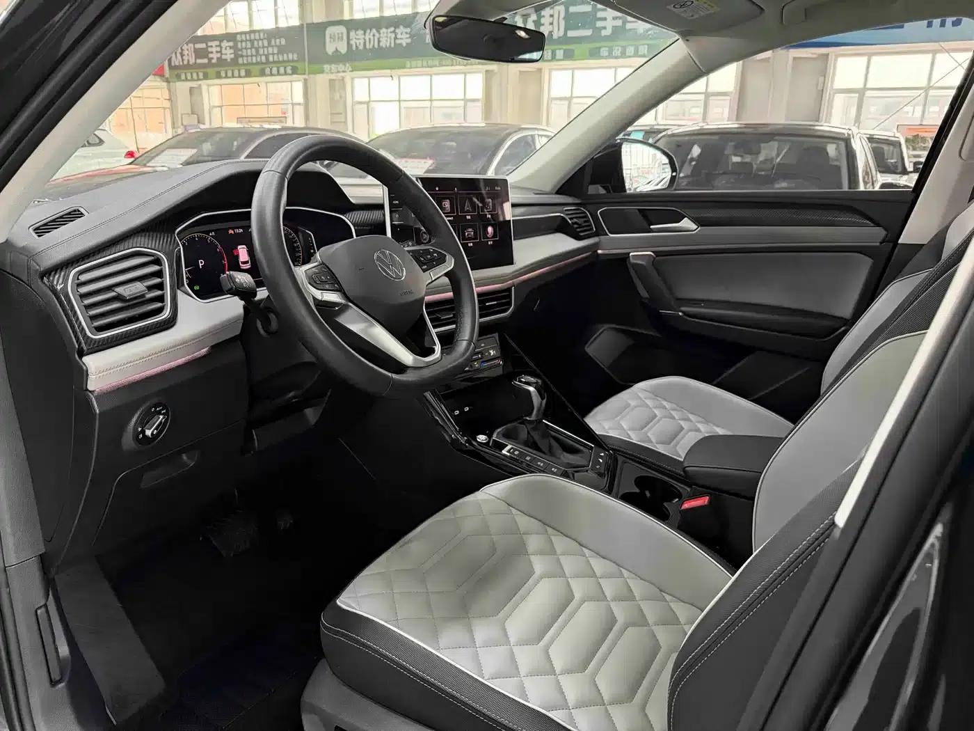 Tayron 2023 280TSI 2WD Luxury Plus Advanced Edition — миниатюра 7
