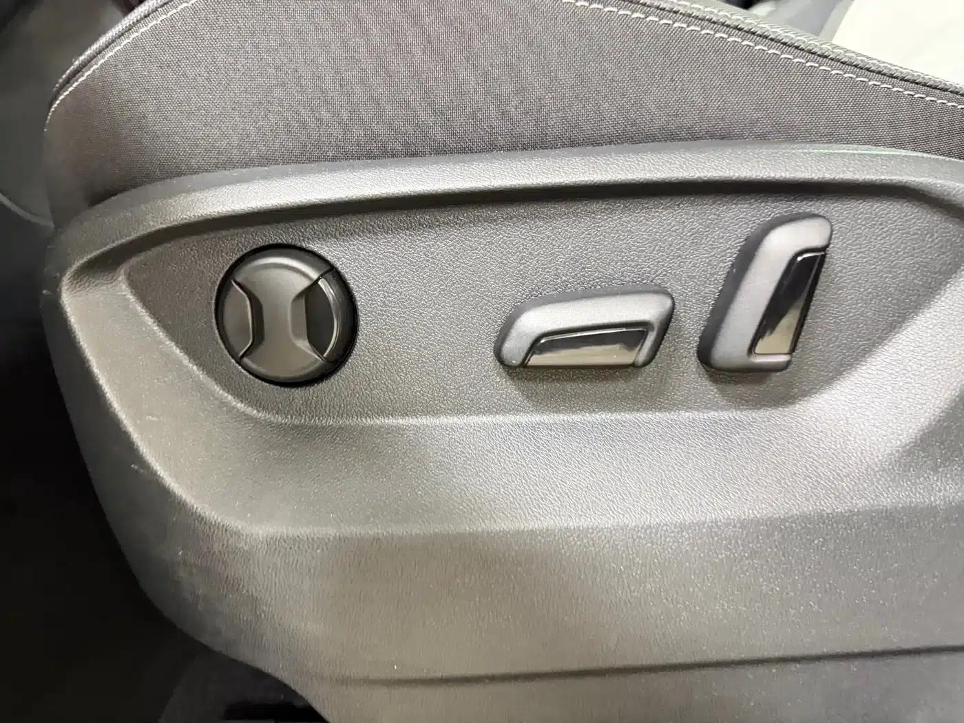 Tayron 2023 280TSI 2WD Luxury Plus Advanced Edition — миниатюра 17