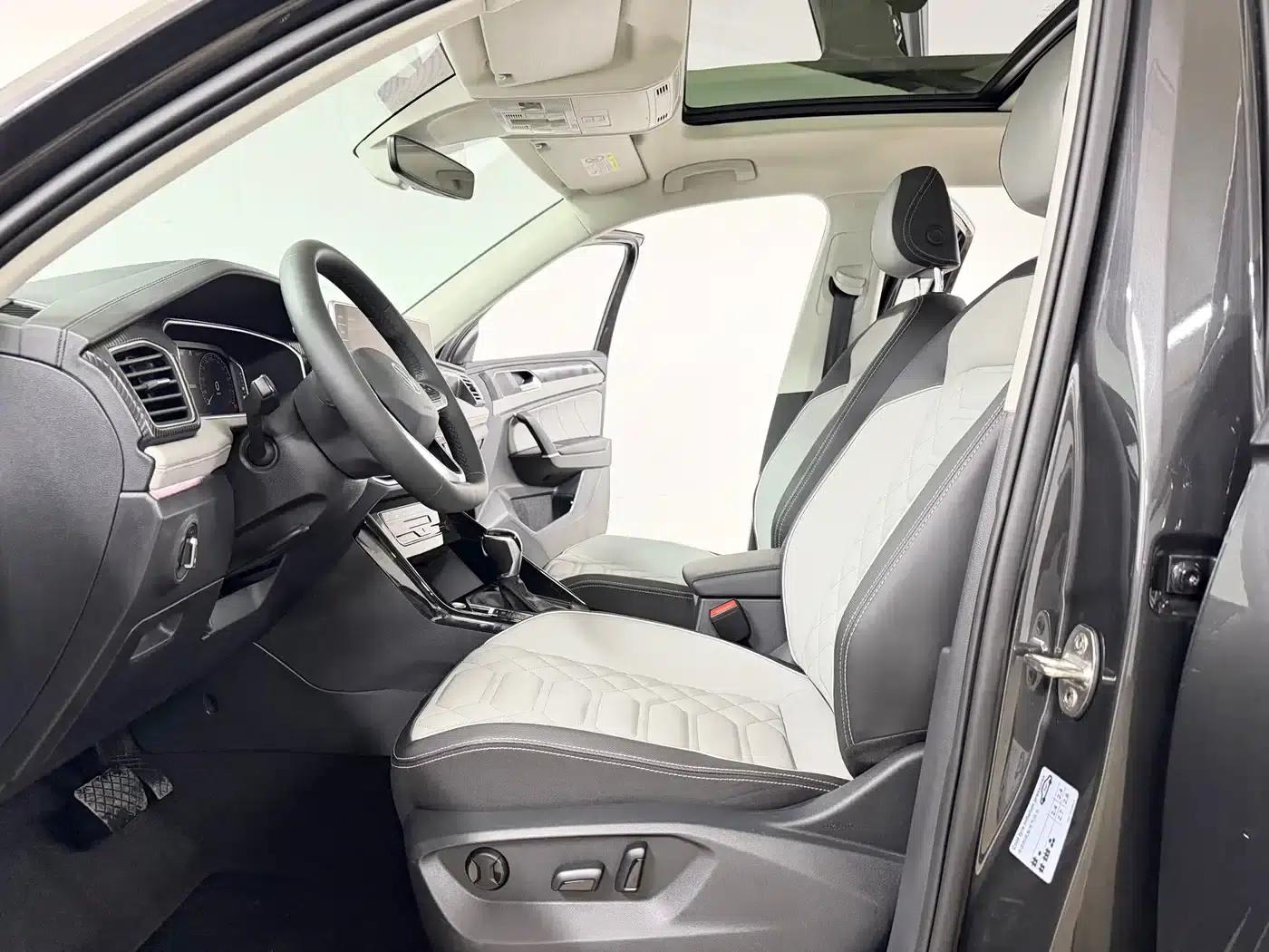Tayron 2023 280TSI 2WD Luxury Plus Advanced Edition — миниатюра 7