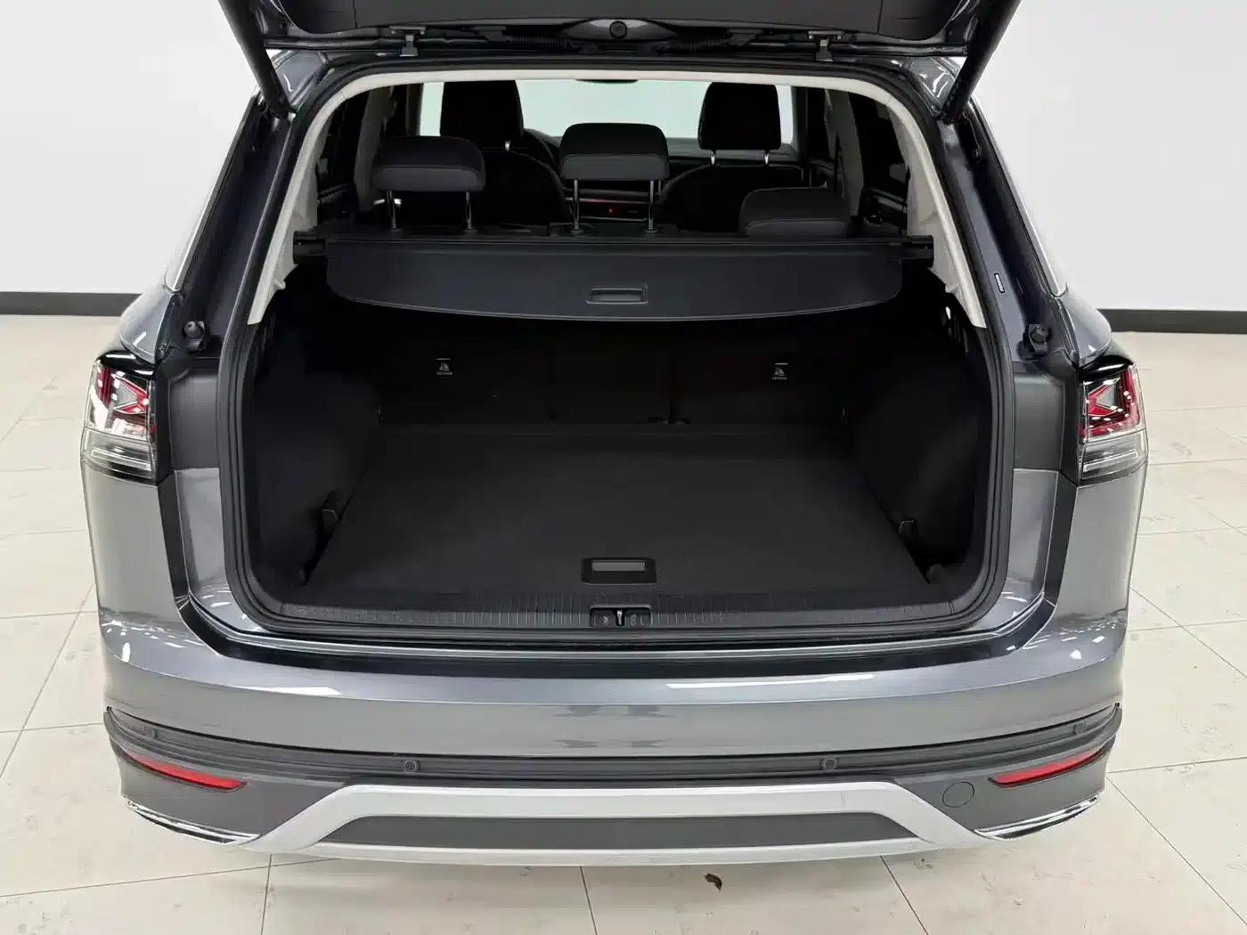 Tayron 2023 280TSI 2WD Luxury Plus Advanced Edition — миниатюра 8