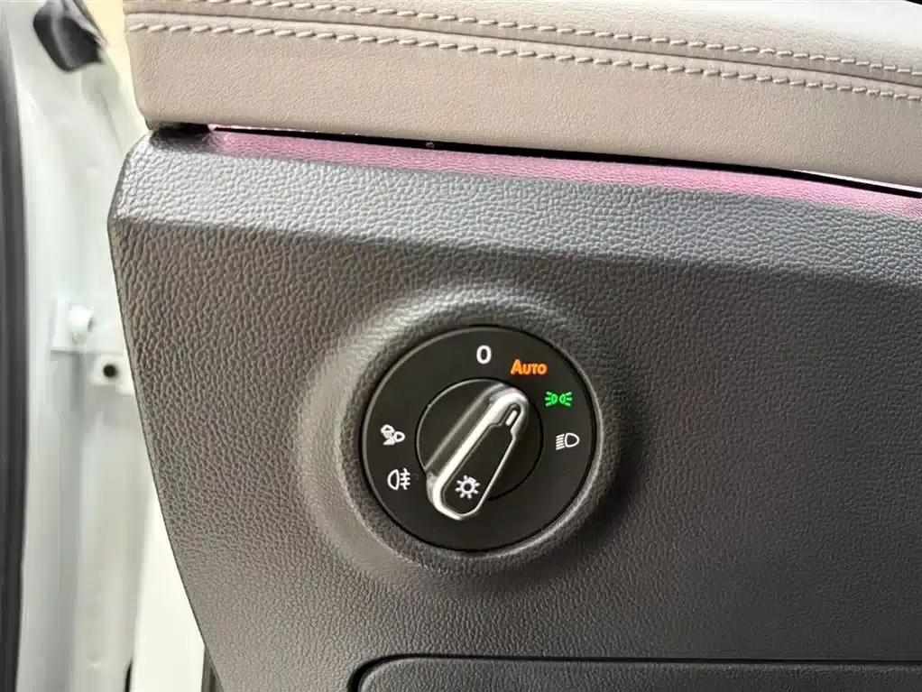Tayron 2023 280TSI 2WD Luxury Plus Advanced Edition — миниатюра 9