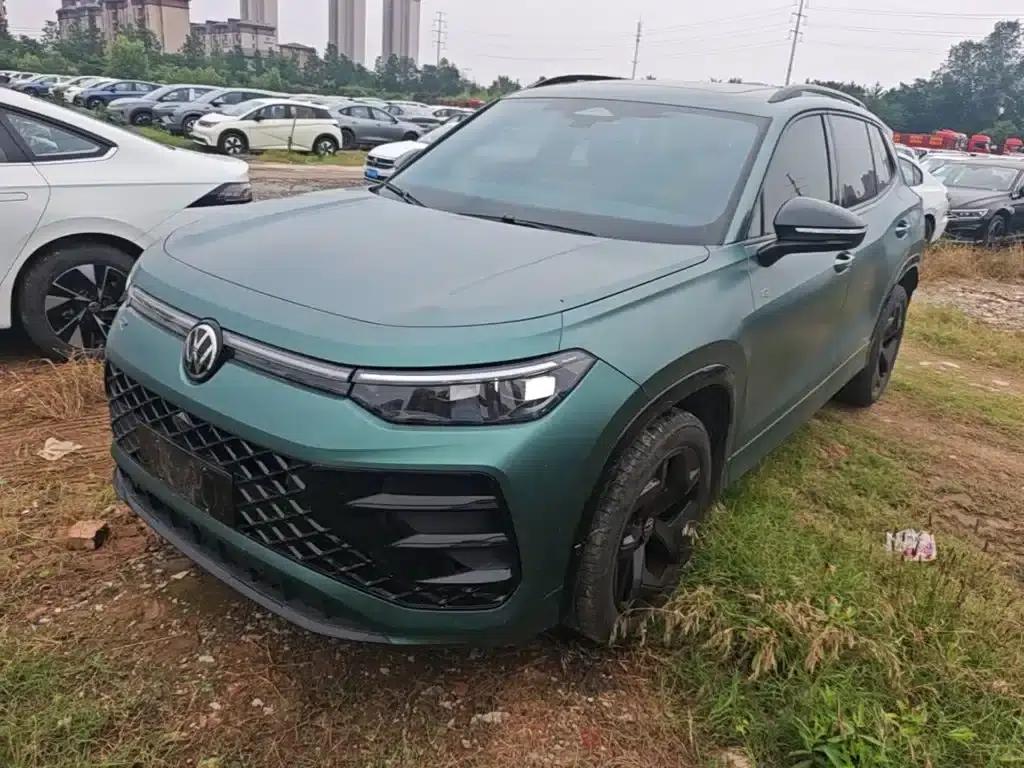 Tayron 2025 Tayron L 330TSI 2WD Elite City Package — миниатюра 1