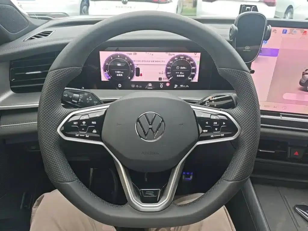 Tayron 2025 Tayron L 330TSI 2WD Elite City Package — миниатюра 11