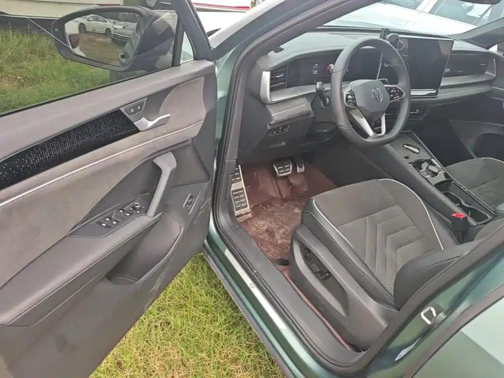 Tayron 2025 Tayron L 330TSI 2WD Elite City Package — миниатюра 16