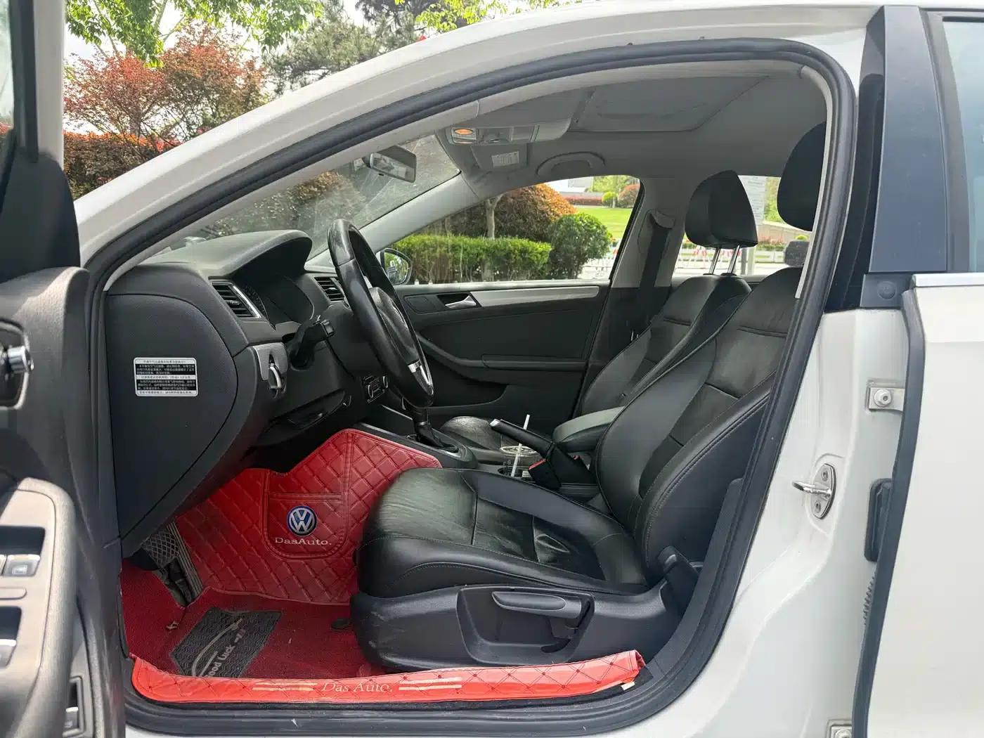 2014 Volkswagen Sagitar Facelift 1.4TSI Automatic Luxury — миниатюра 4