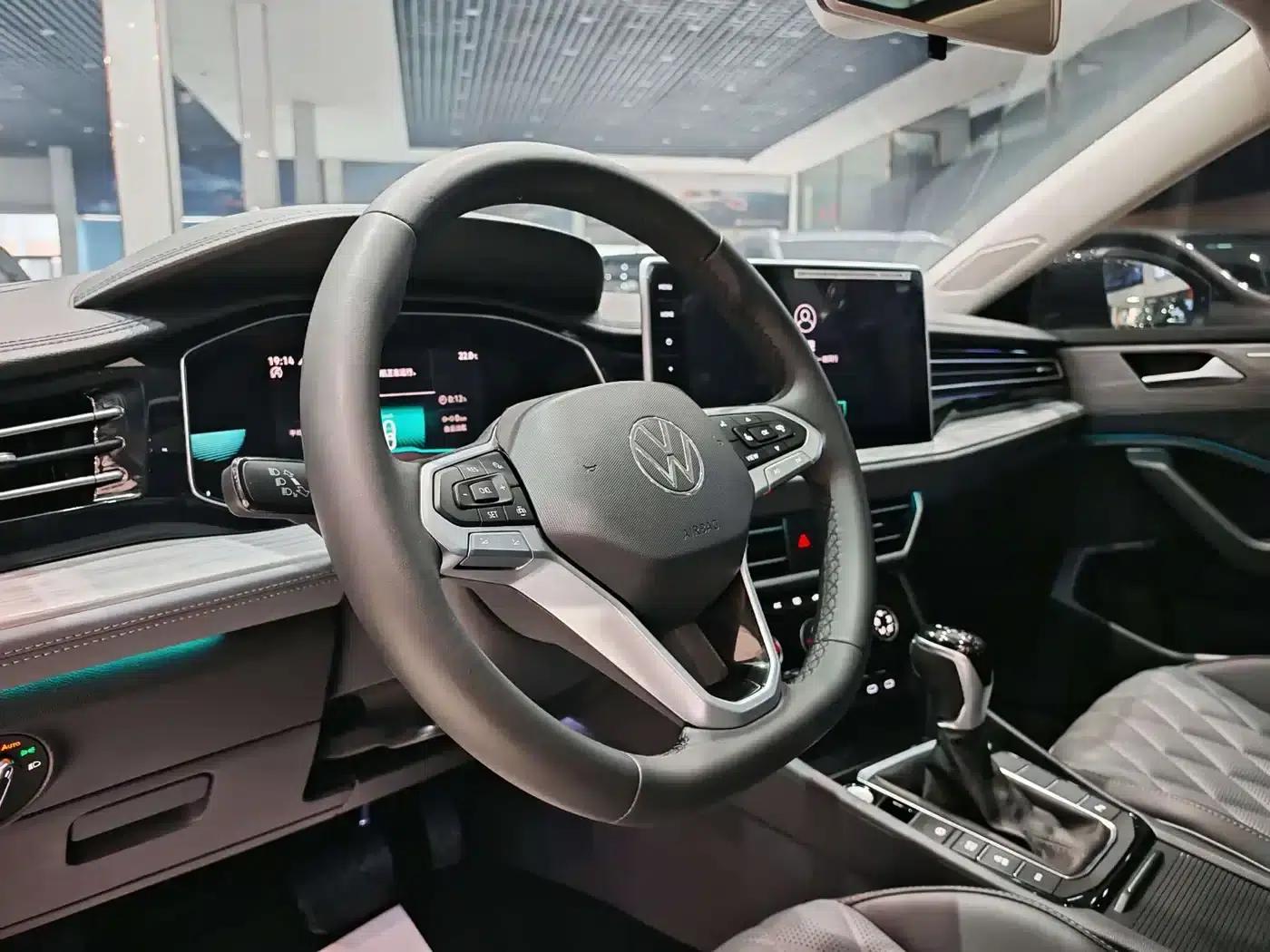 2025 Volkswagen Sagitar 300TSI DSG Super Edition — миниатюра 4