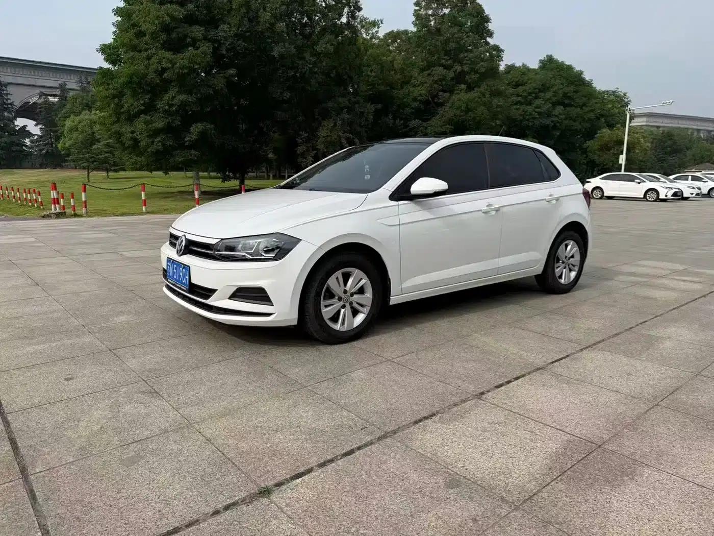 2019 Polo Plus 1.5L Automatic Panoramic Enjoyment Edition — миниатюра 1