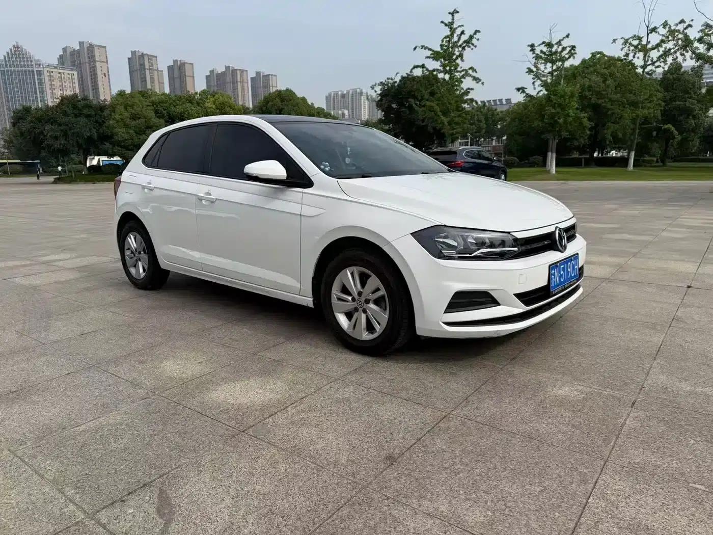 2019 Polo Plus 1.5L Automatic Panoramic Enjoyment Edition — миниатюра 3