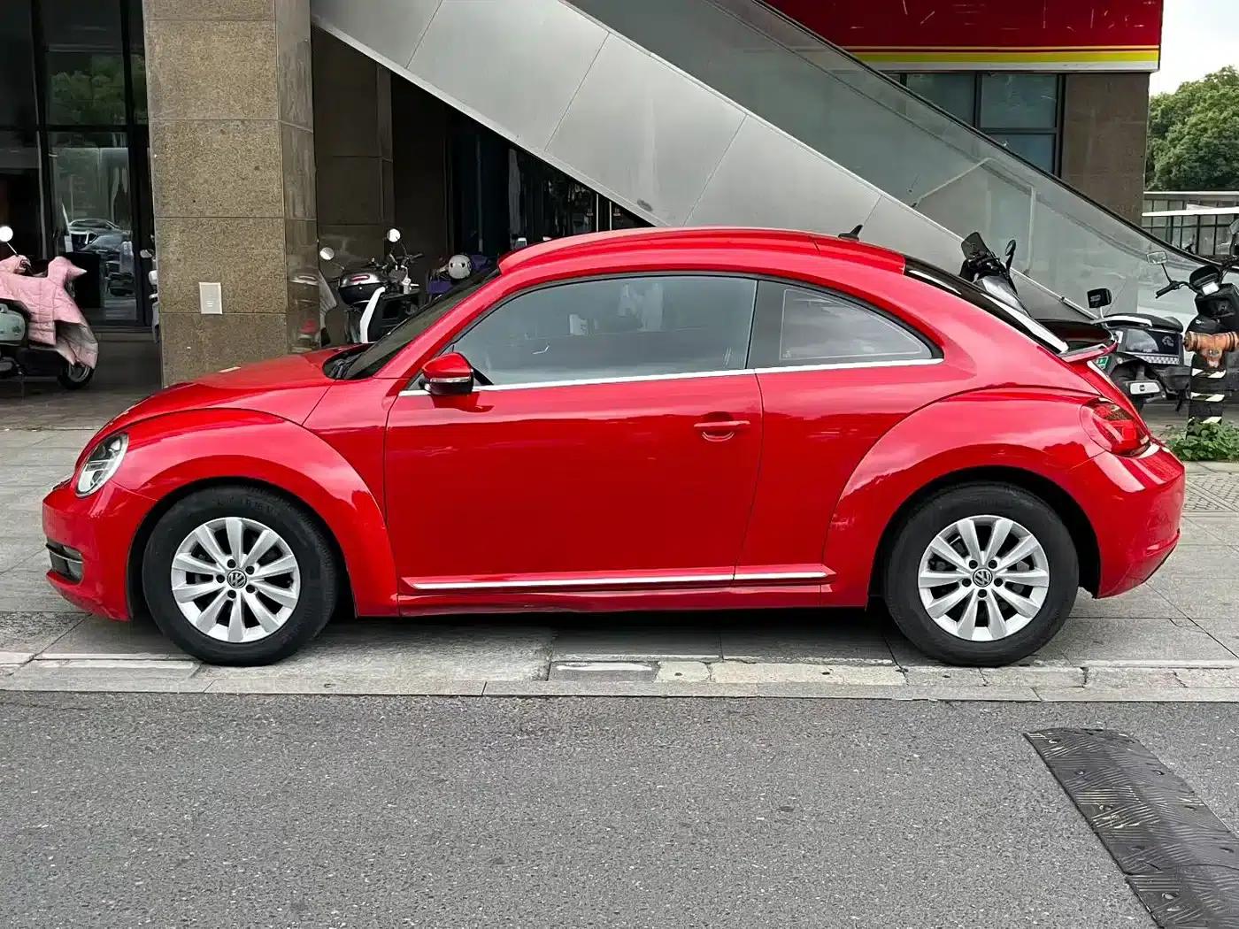 2013 Volkswagen Beetle 1.4TSI Comfort — миниатюра 3