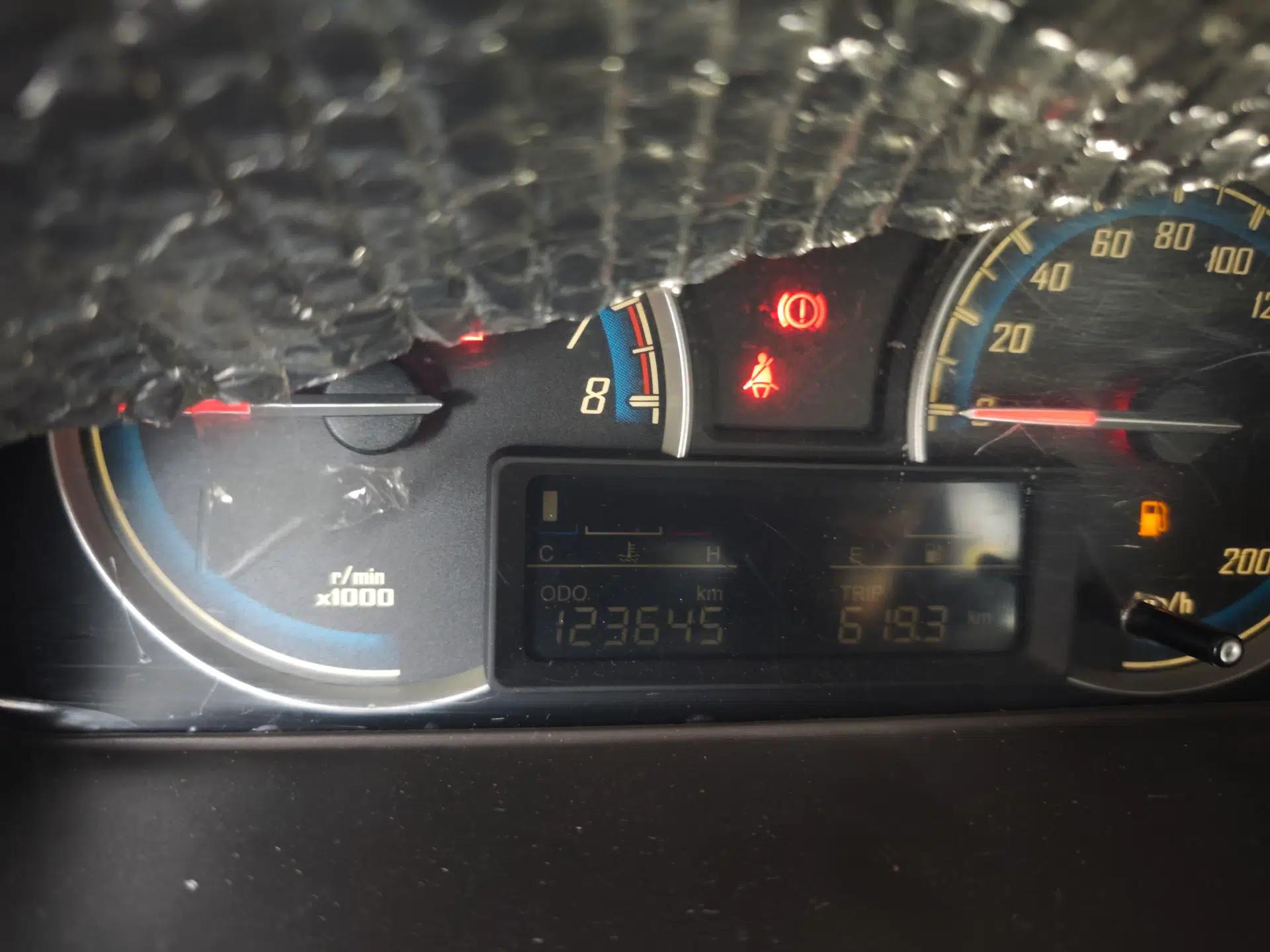 Baojun 730 2014 1.5L manual Comfort version 7 seats — миниатюра 12