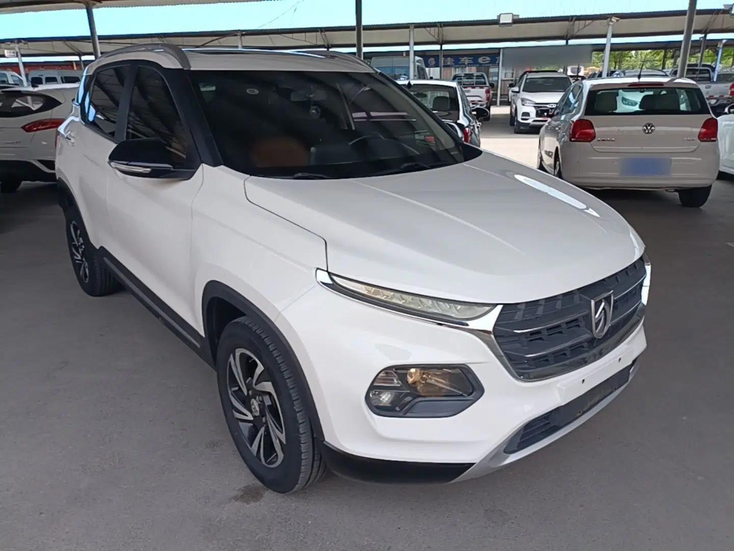 Baojun 510 2017 1.5L Manual Luxury Model — миниатюра 3